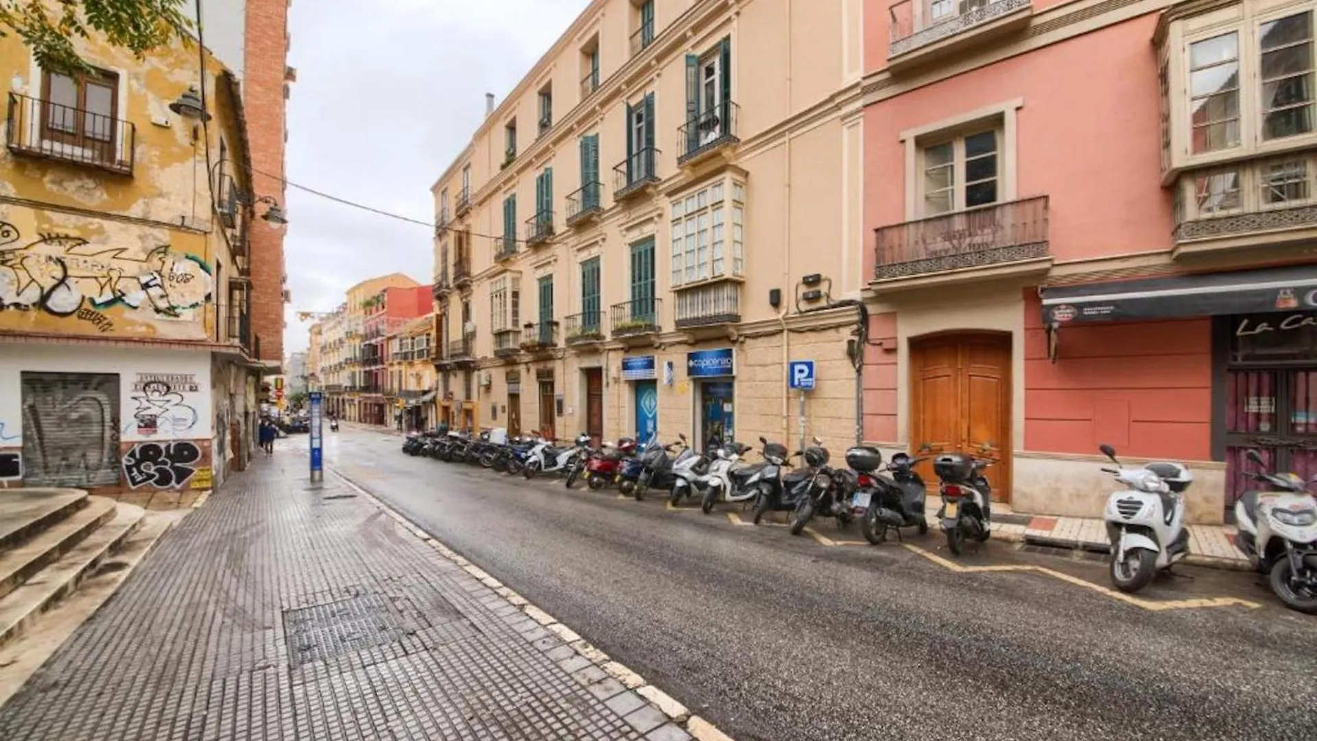 Apartments Holidays2Malaga City Center Malaga
