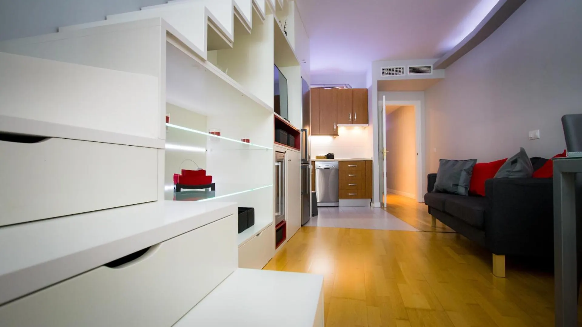 Apartments Holidays2Malaga City Center