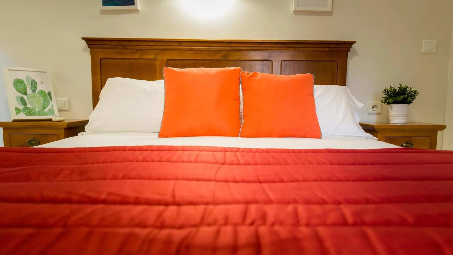 Apartments Holidays2Malaga City Center 0*, Malaga Spain