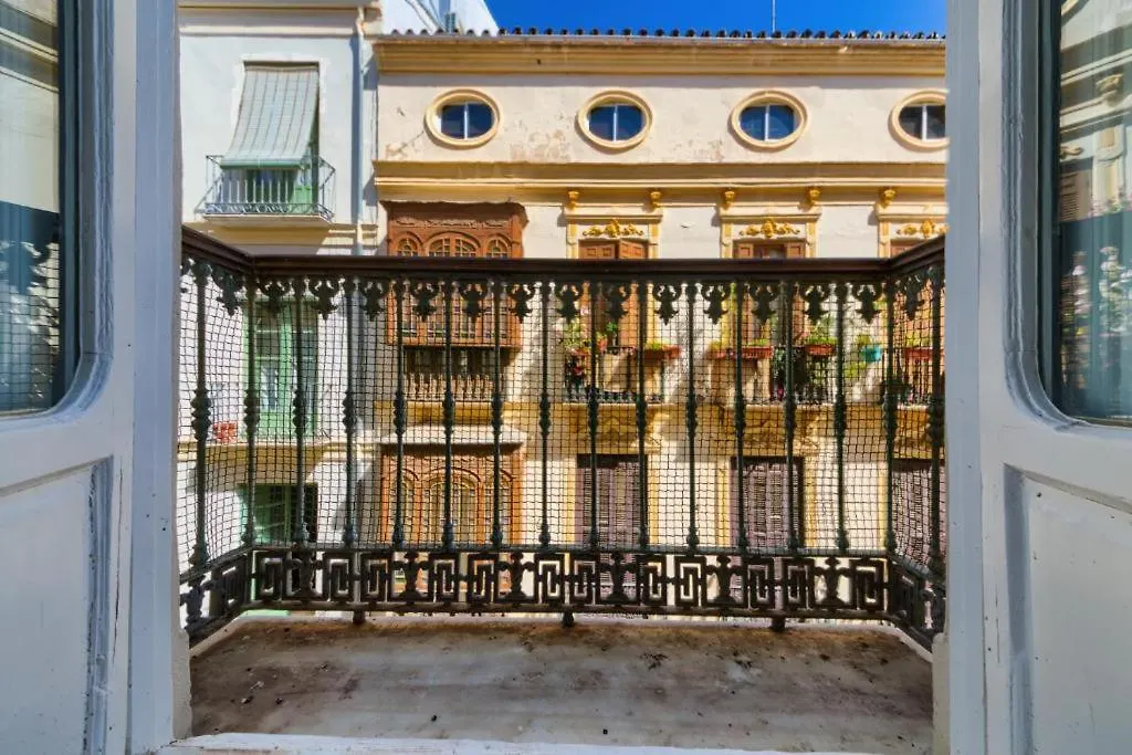 Apartments Holidays2Malaga City Center