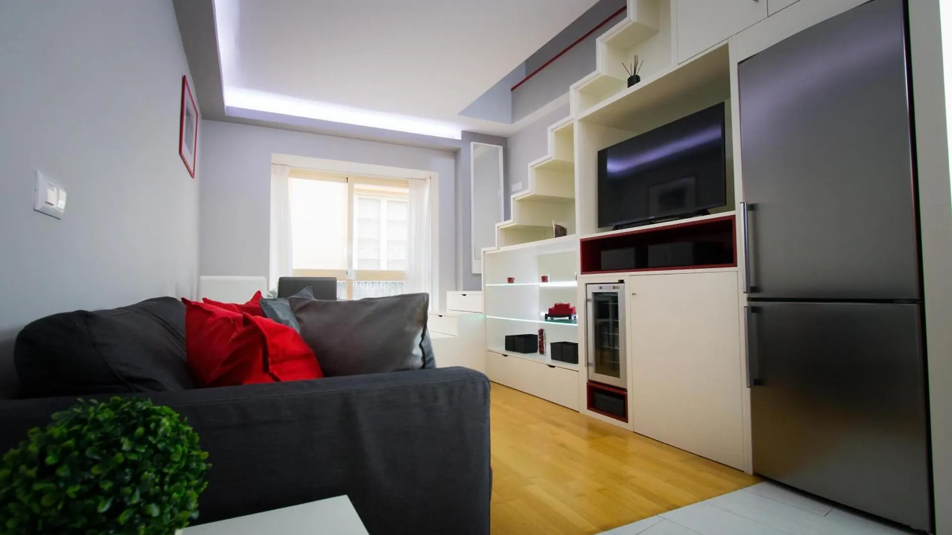 Apartments Holidays2Malaga City Center